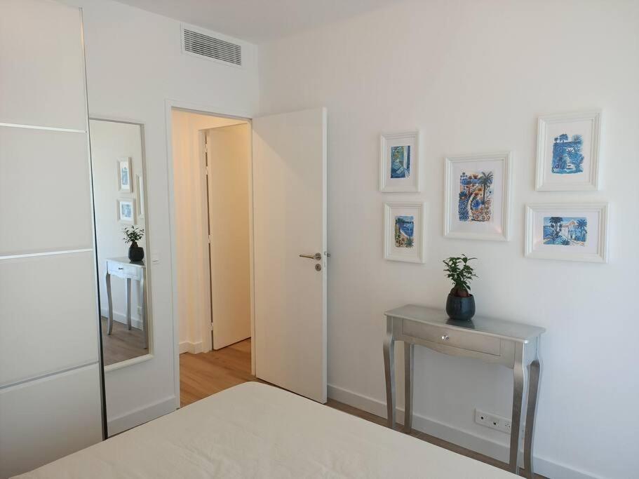 The Chic Liberation Apartment Nisa Exterior foto