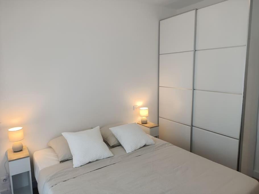 The Chic Liberation Apartment Nisa Exterior foto